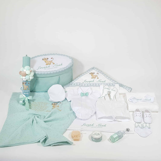 Trusou pentru botez baietel cu leul Simba si costumas alb